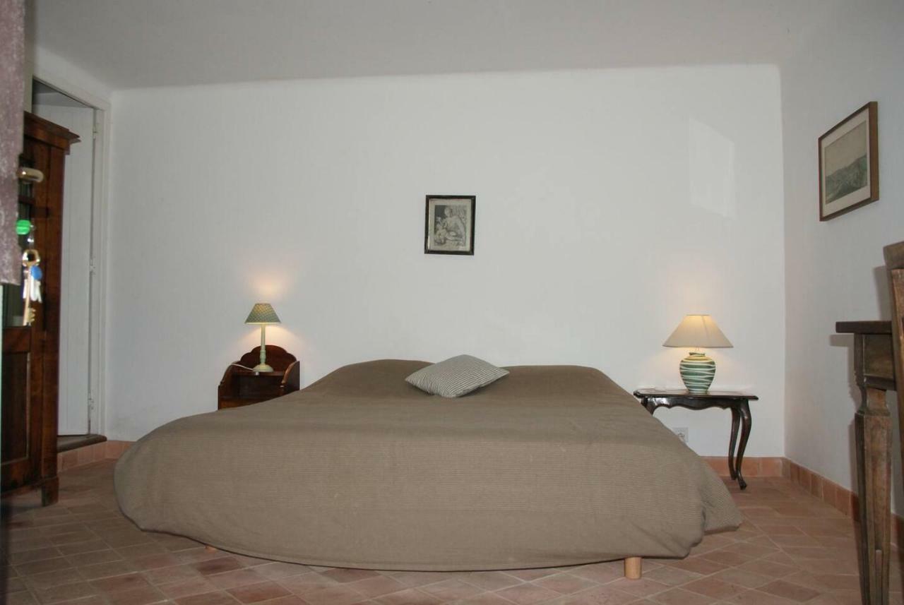 Le Rayol Villa Seillans Bagian luar foto